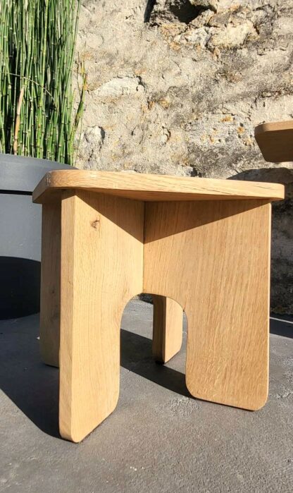 tabouret bas bois naturel massif design arrondi artisan local m-obois local meuse lorraine